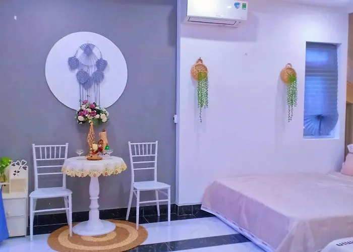 Hoàng Nga 2 *
