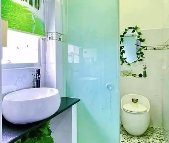 Khách sạn Hoàng Nga 2