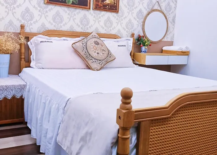 Khách sạn Hoàng Nga 2 *